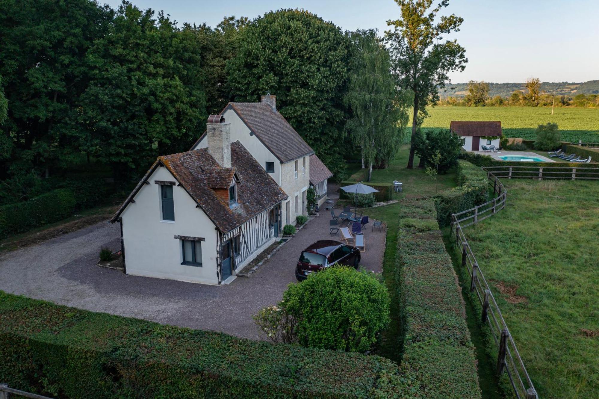 La Maison Corniere Bieville-en-Auge Exterior photo